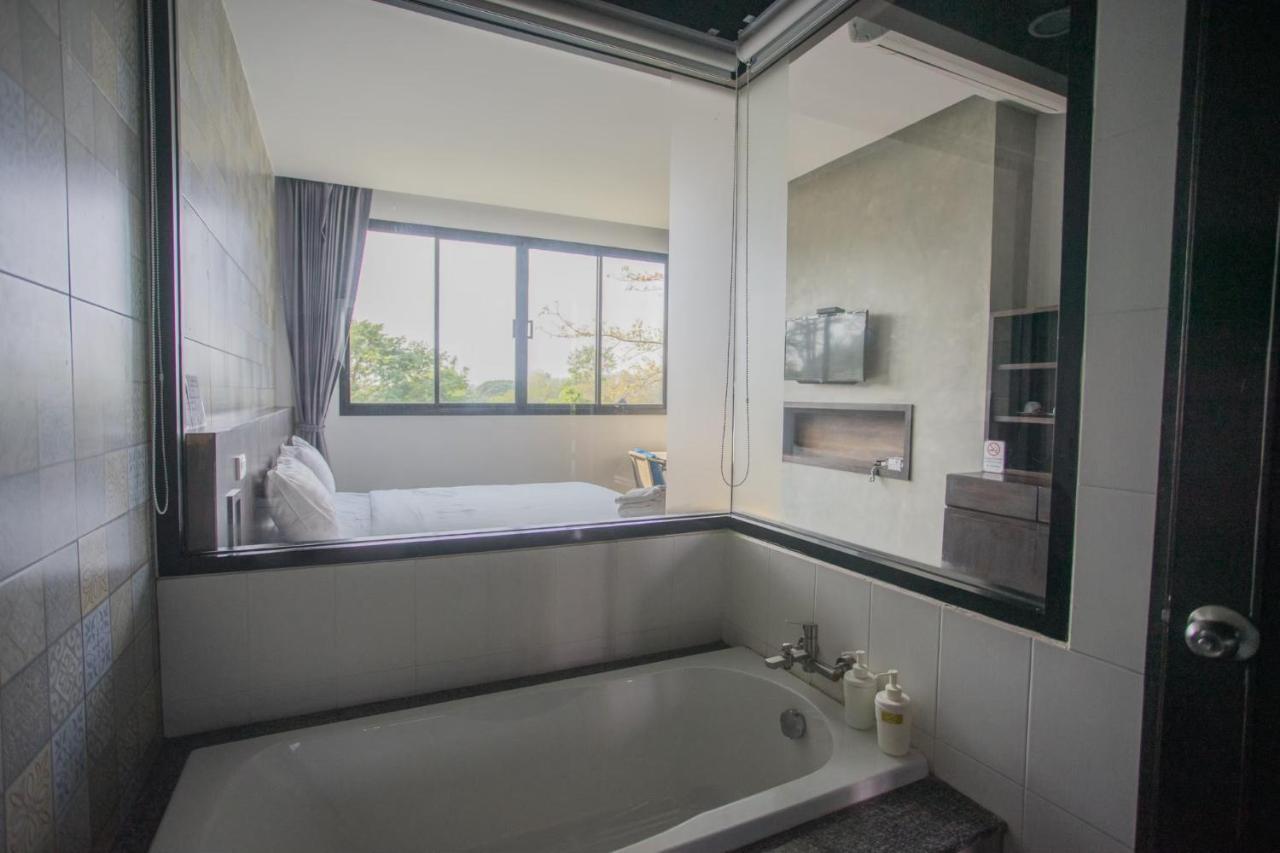 Anantaya Home Phrae Luaran gambar