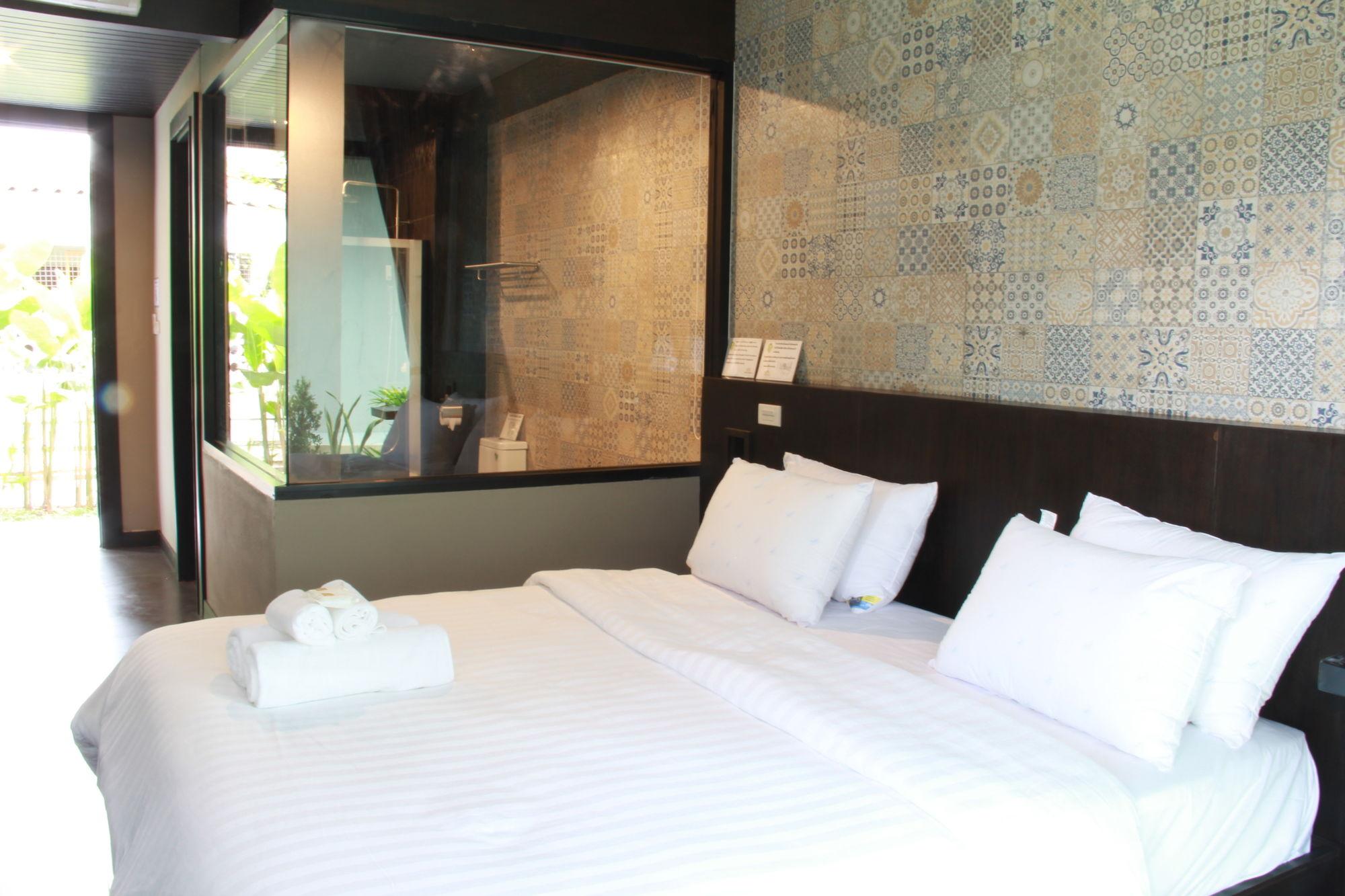 Anantaya Home Phrae Luaran gambar