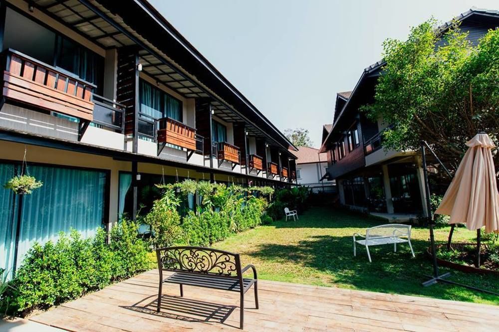 Anantaya Home Phrae Luaran gambar